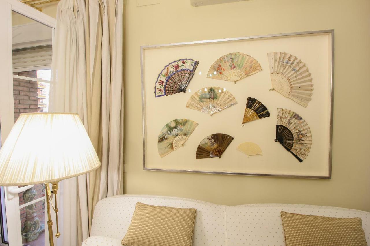 Apartamento La Feria Apartment Seville Exterior photo